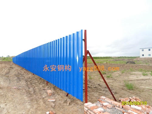 ����ʰ�Χǽ���ɶ�β�װ��820��